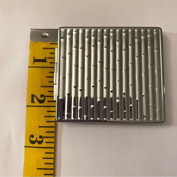NEW GUCCI Bamboo Compact Silver Mirror Magnification - Picture 11 of 13